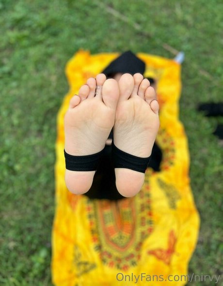 Nirvy jolie actrice photo