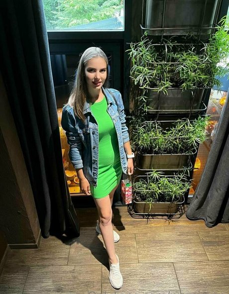 wrenirene modèle gratuit image