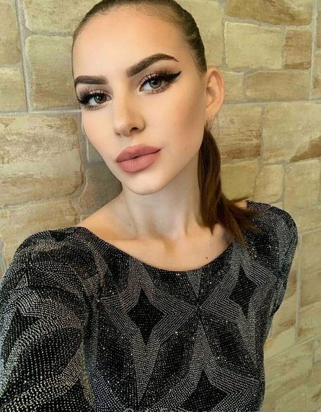 wrenirene linda estrella fotos