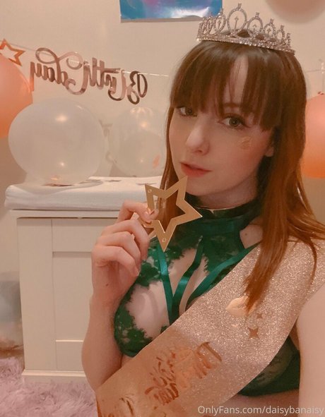 daisybanaisy actriz de arte galerías