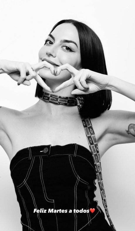 Maria Valero modèles nus archive