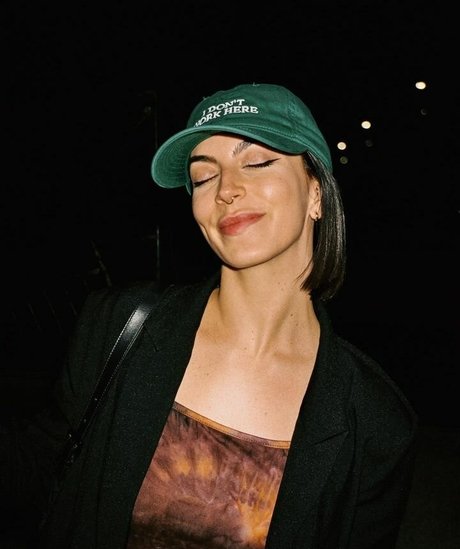 Maria Valero modèle artistique images