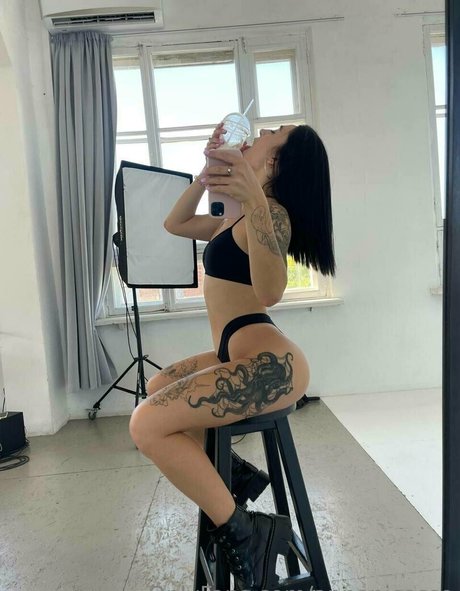 annapicasso modelo mejor imagen