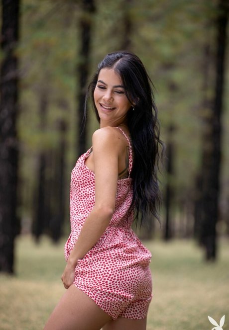 Estefania Pahe actrice nue des photos