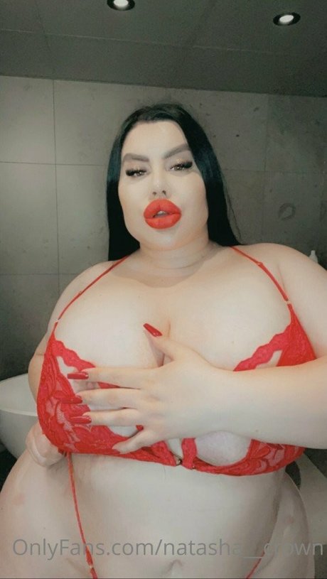 Natasha Crown bonita actriz imagen