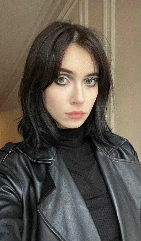 YourSmallDoll linda estrella archivo