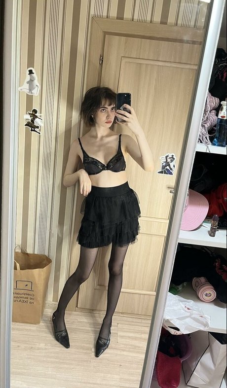 YourSmallDoll estrella perfecta foto