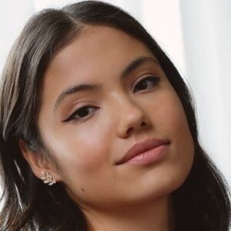 Emma Raducanu modèle xxx galerie