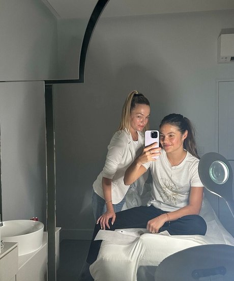 Emma Raducanu bonita estrella foto