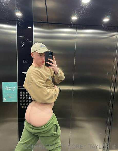 coreytaylorvip jolie star du porno img