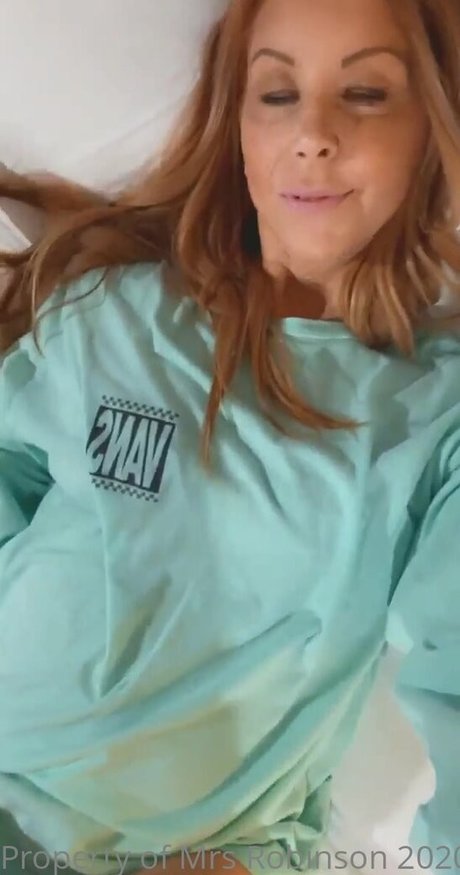 Mrsrobinsonxo modèle porno collection