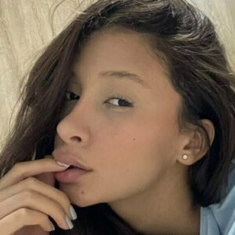 wetdreamycurls adult actress gallery