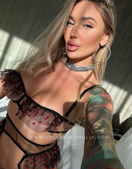 holylovesmolly star du porno en haute qualité galerie