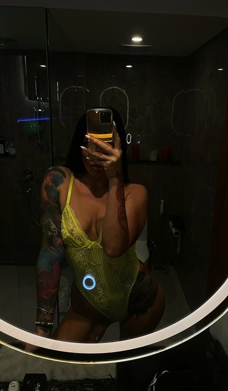 holylovesmolly sexo estrella galerías