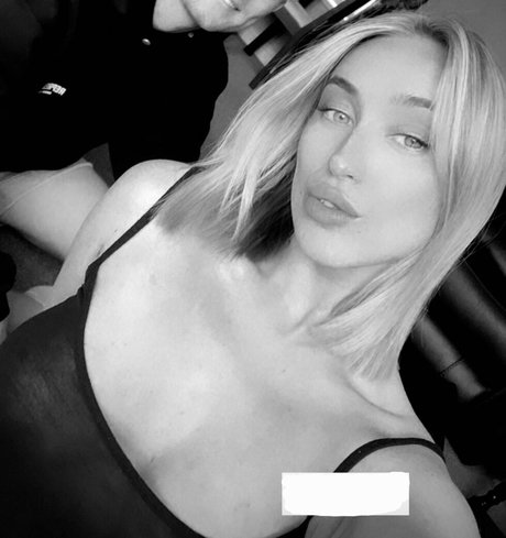 Lauren Day art star du porno img