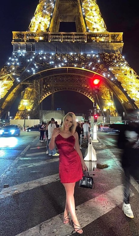 Lauren Day modelo xxx galerías