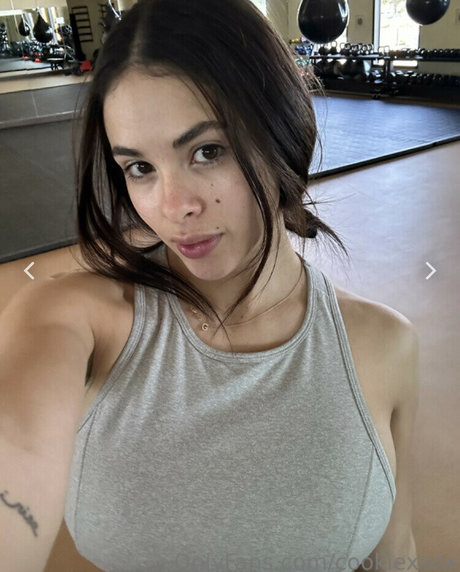 Onlyfans de adolescentes nerds sexo caliente recopilación