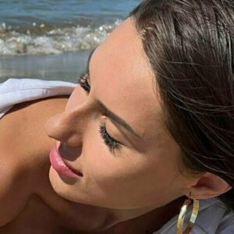 carla love modèle exclusif galerie