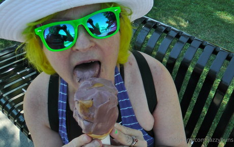 Onlyfans de gemelas asiáticas xxx caliente fotos