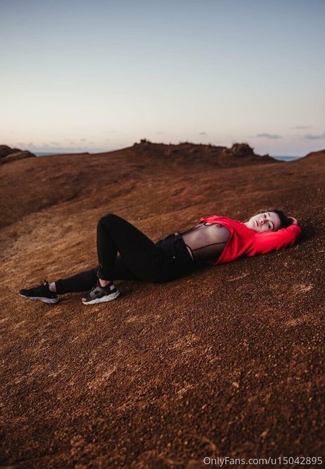 elonababyy desnudos de modelos imagen