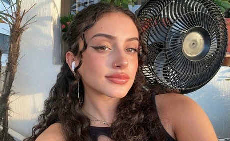 alexrusso18 modèle sexy des photos