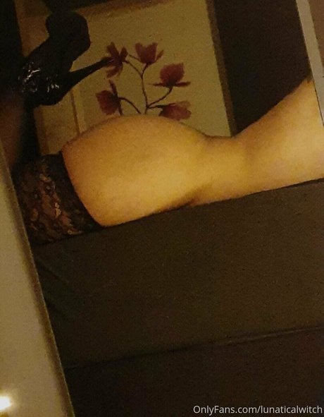 Lunaticalwitch estrella porno atractiva galerías
