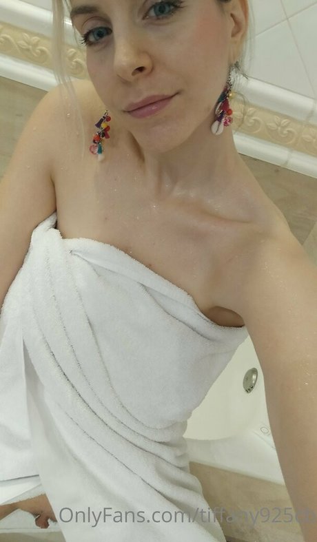 celinebbyx star hot gallery