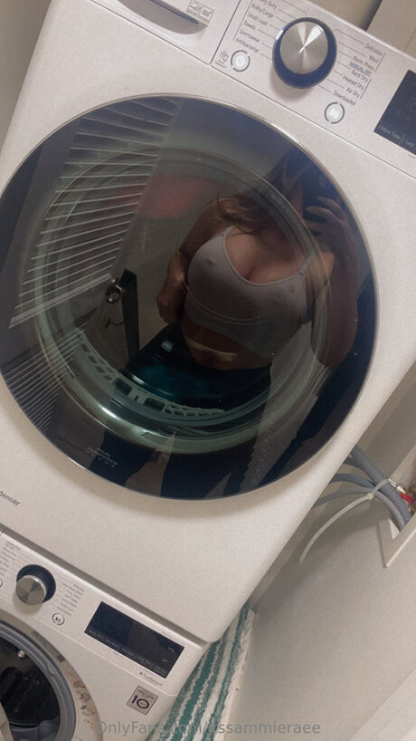 Itssammieraee estrella porno caliente archivo