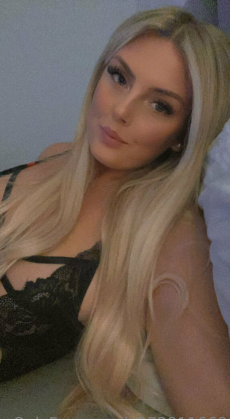 Amy Miller modelo hd imagen