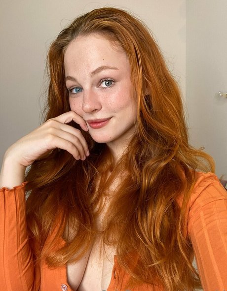 rivers irl modelo caliente imagen