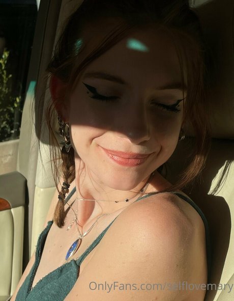 selflovesage estrella porno bonita fotos