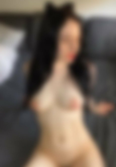 kittybar modelo exclusivo archivo