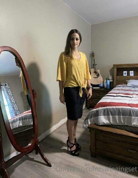 swingingset estrella porno superior fotos