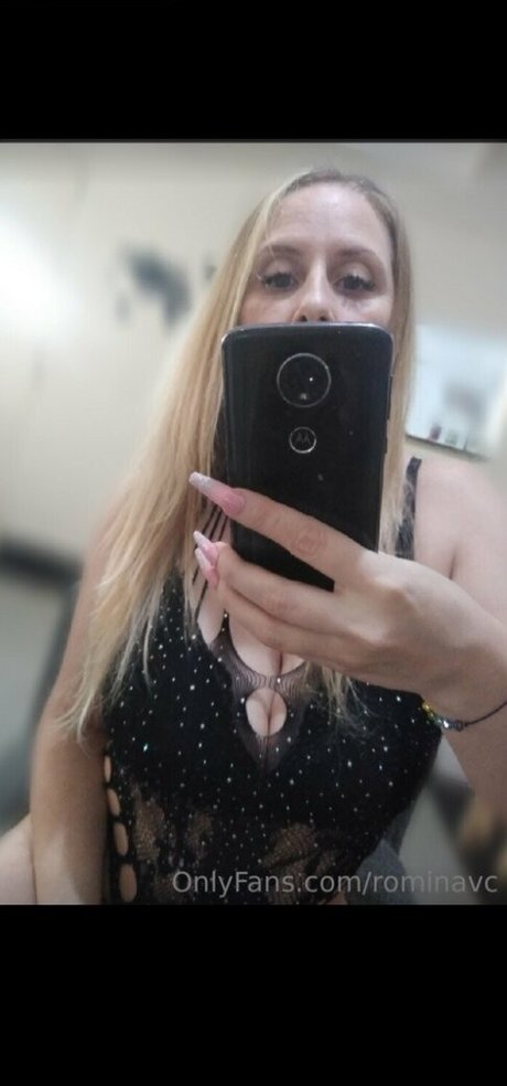 Rominavc estrella porno galería