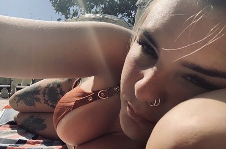 Hollie Jakeway star xxx archive