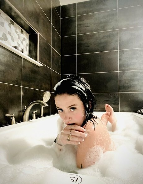 carmengreyx actrice hd galeries