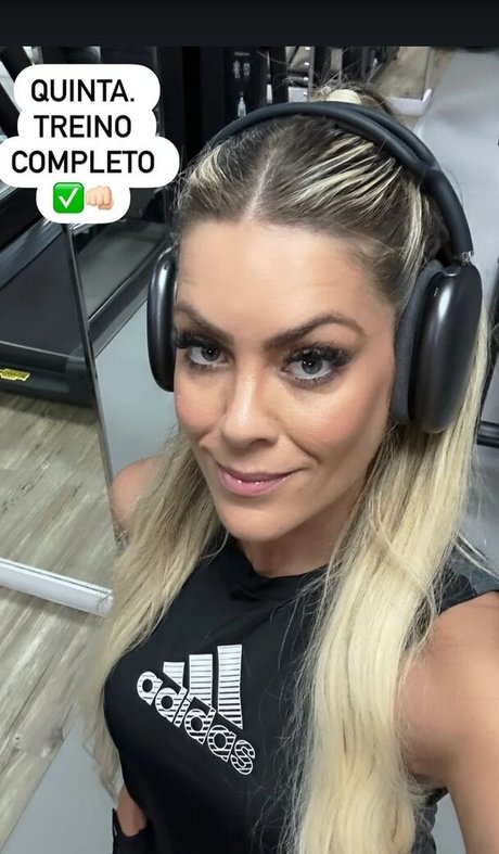 Renata Fan mejor actriz imágenes