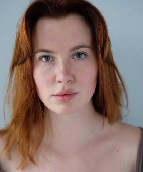 Ireland Baldwin étoile nue des photos