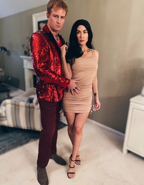 Jewel Staite modelo libre imágenes