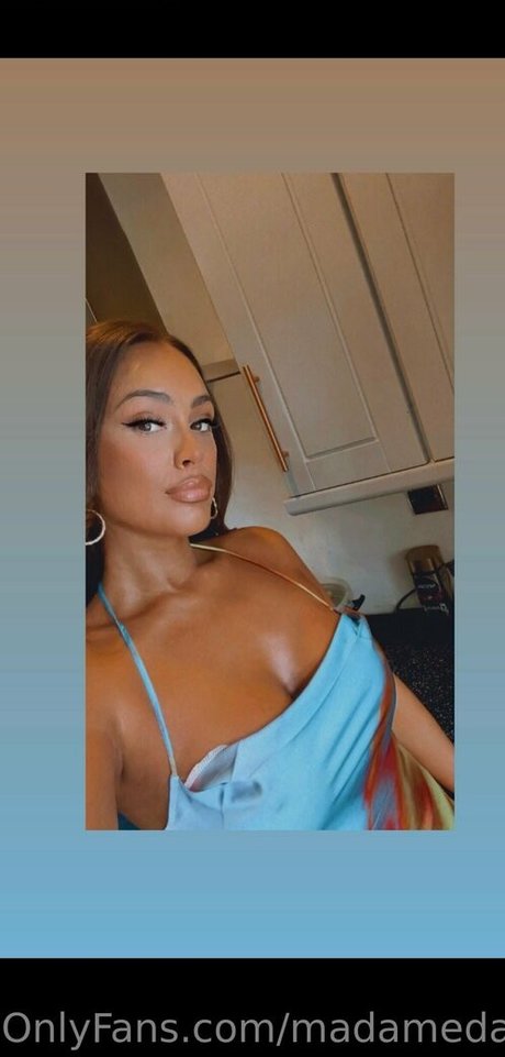 madamedakota estrella atractiva archivo