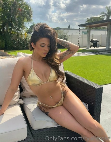 ryalierose estrella adulta foto