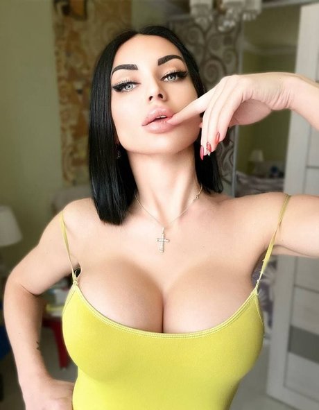 j__gri modelo hd imagen