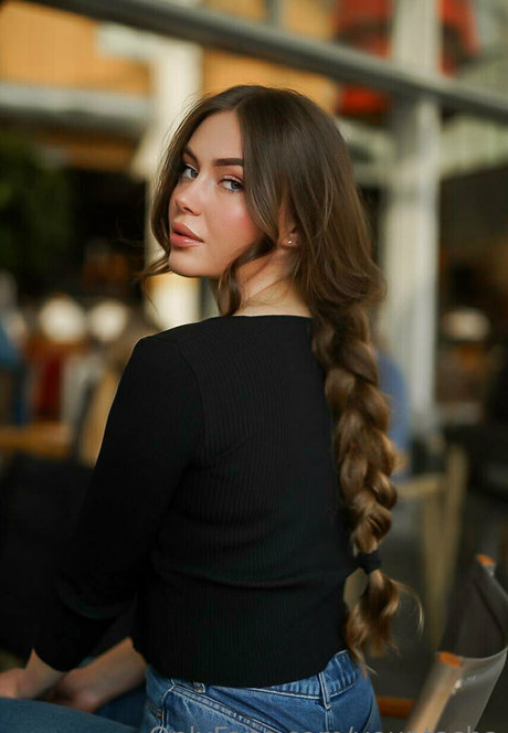 your tasha modelo de alta calidad imagen