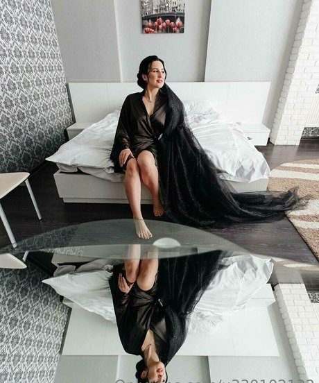 lusty queen sexo estrella porno archivo