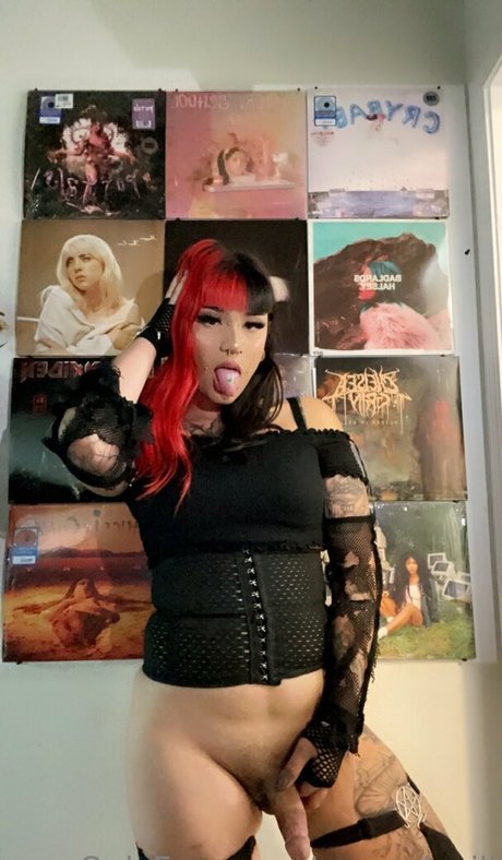 saucydevill estrella porno imagen