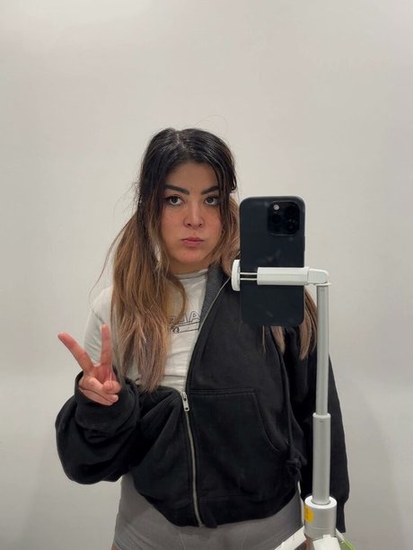 Ashlynn Arias actrice de grande qualité image