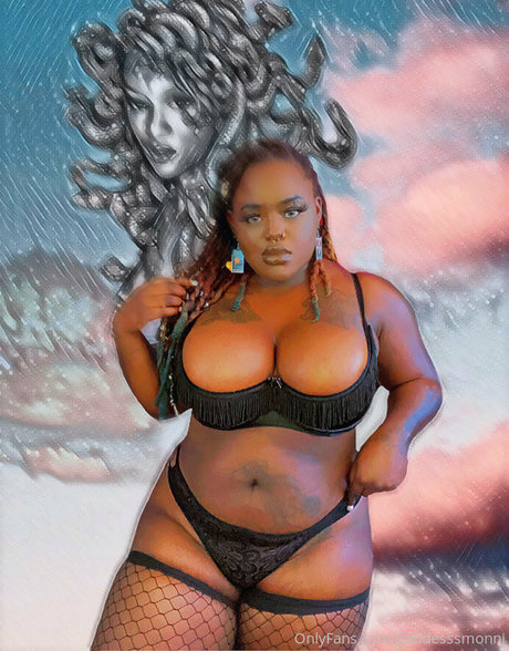 monnibon hot pornstar pic
