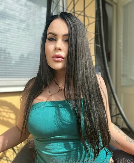 babejaanizfree modèle artistique image