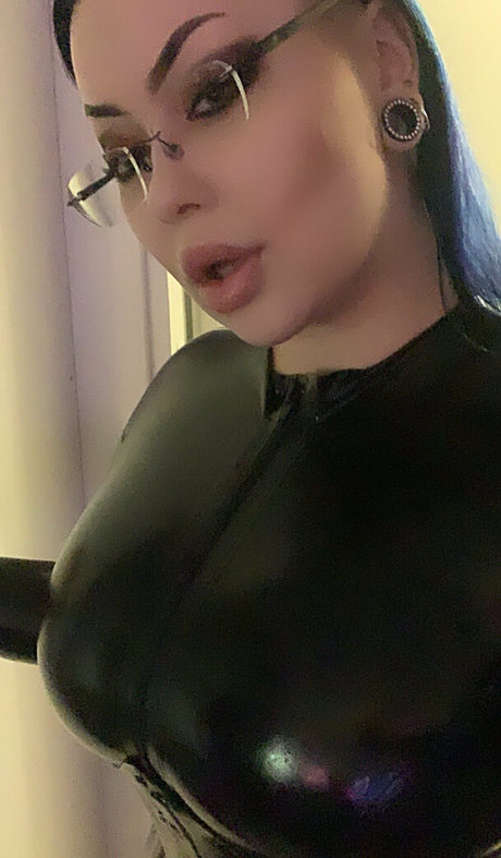 mintyknoxfree étoile sexy photos