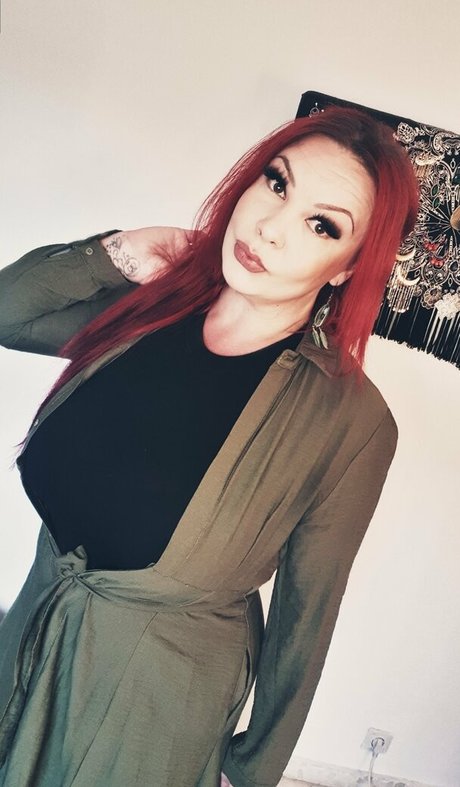 mingnaa étoile adulte photos